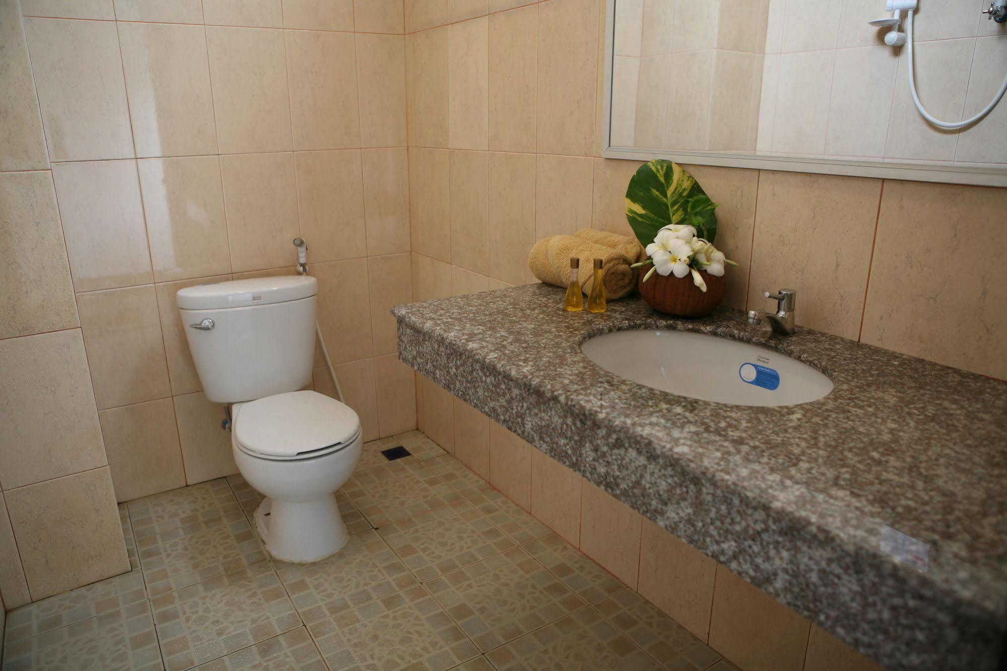 Alisa Guesthouse Paksze Kültér fotó